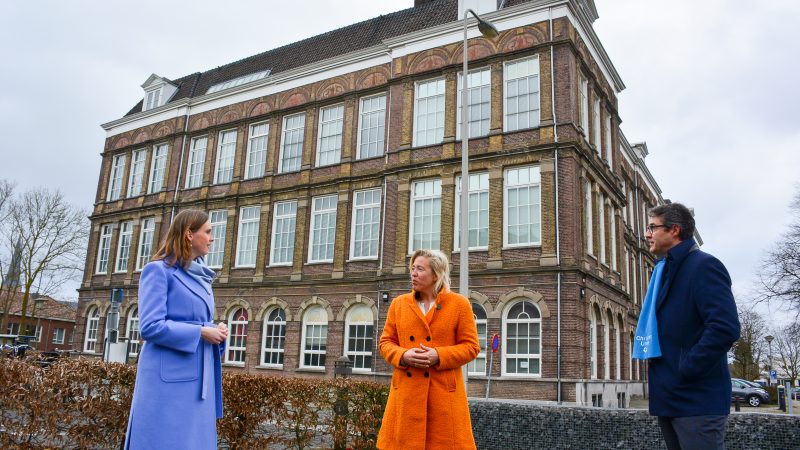 Kamerlid Stieneke van der Graaf brengt bezoek aan Kampen