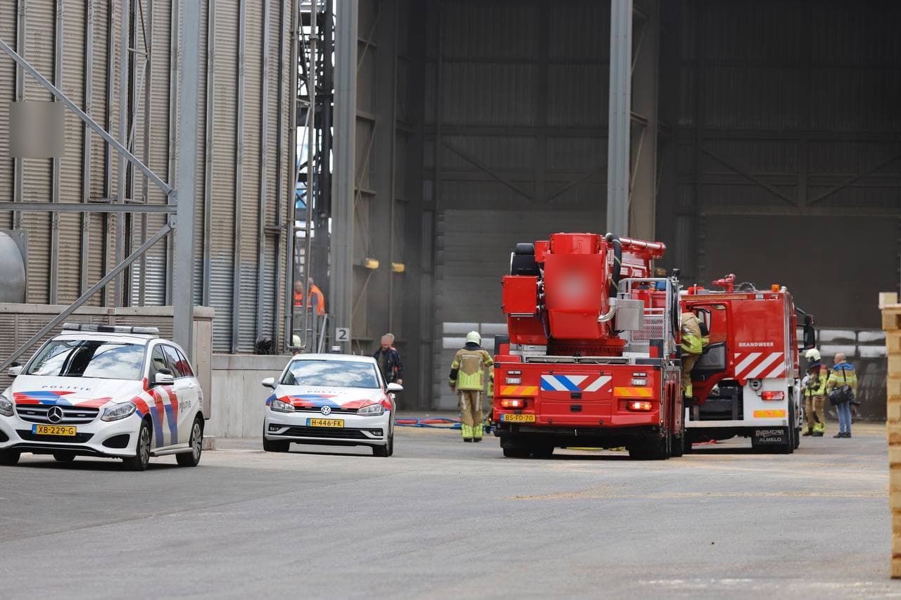 Brandweer opgeroepen voor industriebrand Graansloot Kampen