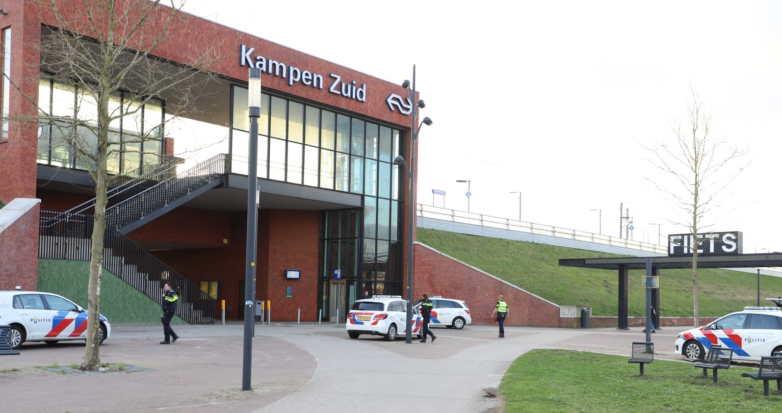 3 personen na woningoverval opgepakt bij Station Kampen-Zuid