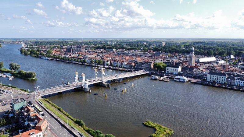 Kampen bereidt zich voor op groots jubileumjaar 2027: 800 jaar geschiedenis gevierd