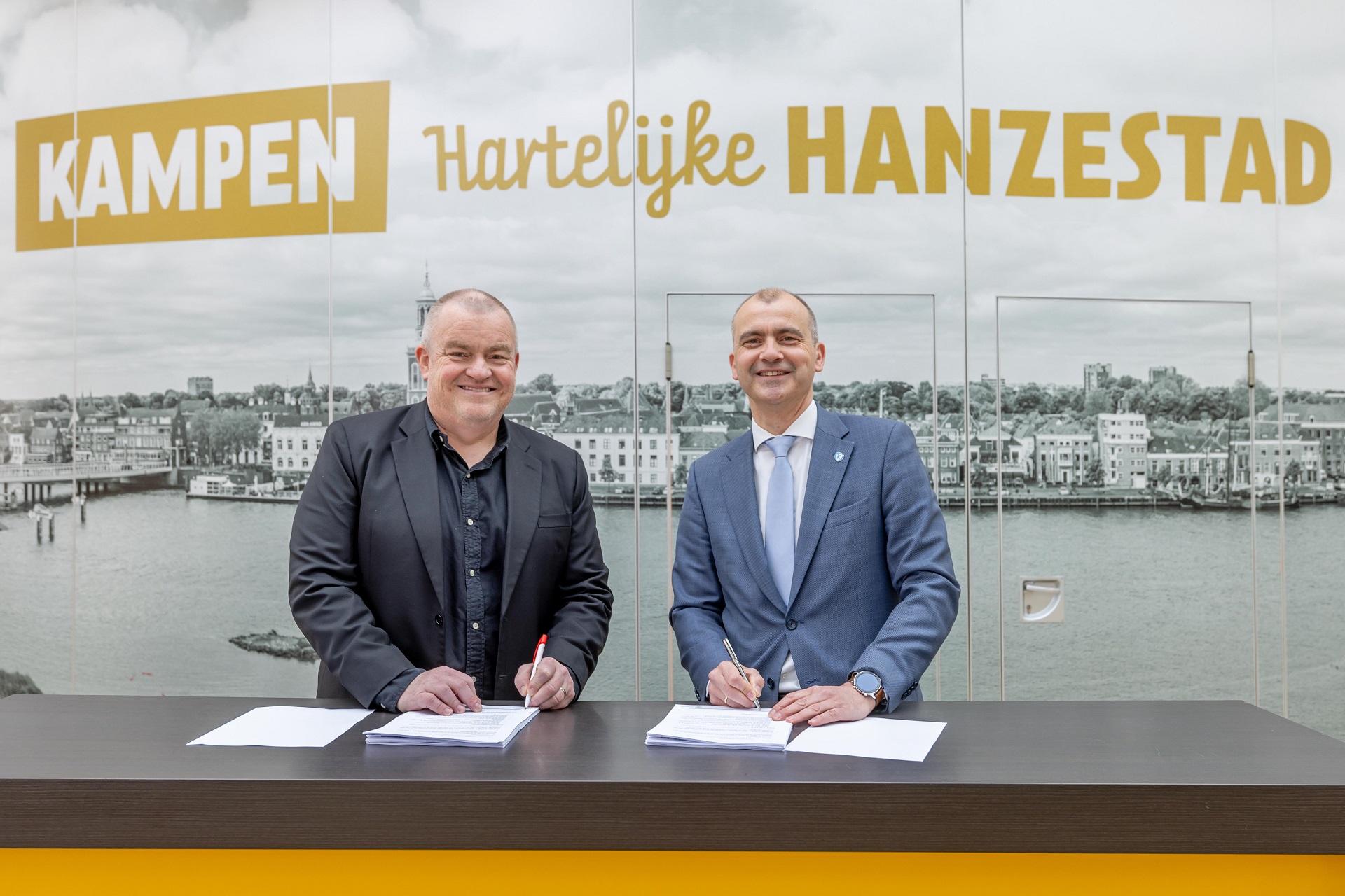 Overeenkomst getekend voor bouw sporthal Ichthus Kampen