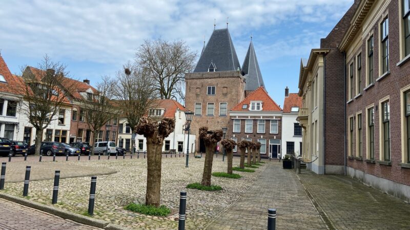 Stadswandeling ”Pruik of pantalons, Kampen in de 18e eeuw”