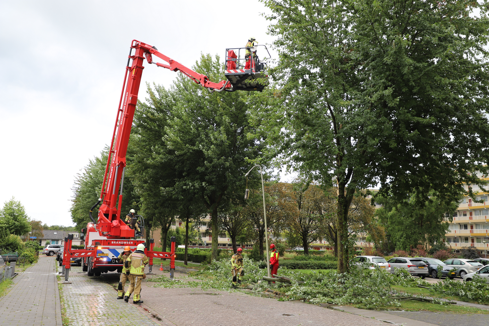 Zomerstorm over Kampen