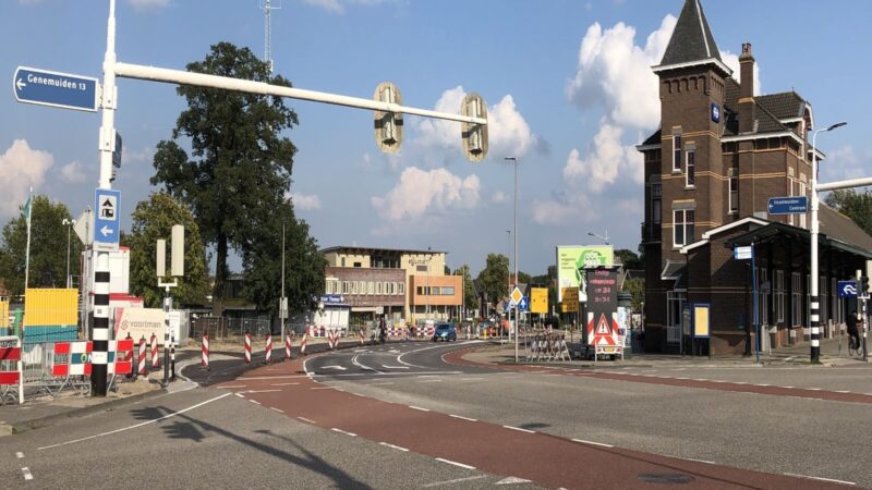 Burgemeester van Engelenweg/Stationsplein en Stadsbrug afgesloten