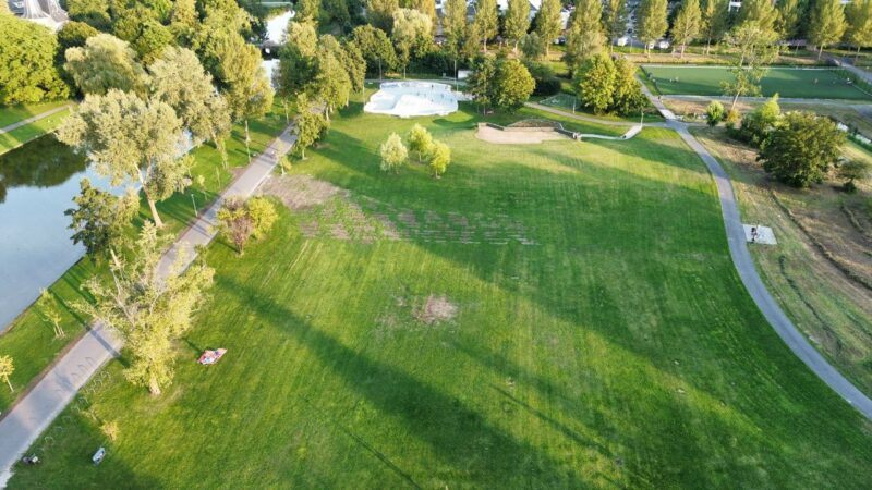 Gratis buitenbios in Stadspark Kampen: Filmavond voor jongeren