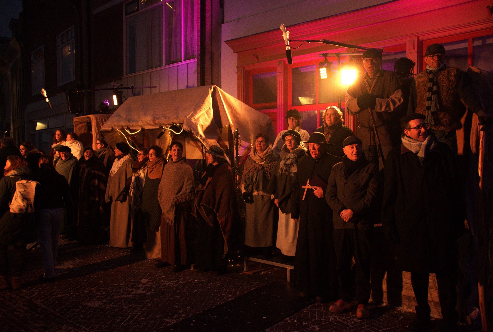 Succesvolle aftrap Kerst in Oud Kampen ondanks drukte (Foto’s)