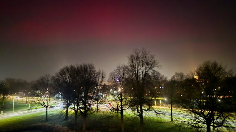 Noorderlicht boven Kampen vastgelegd op camera