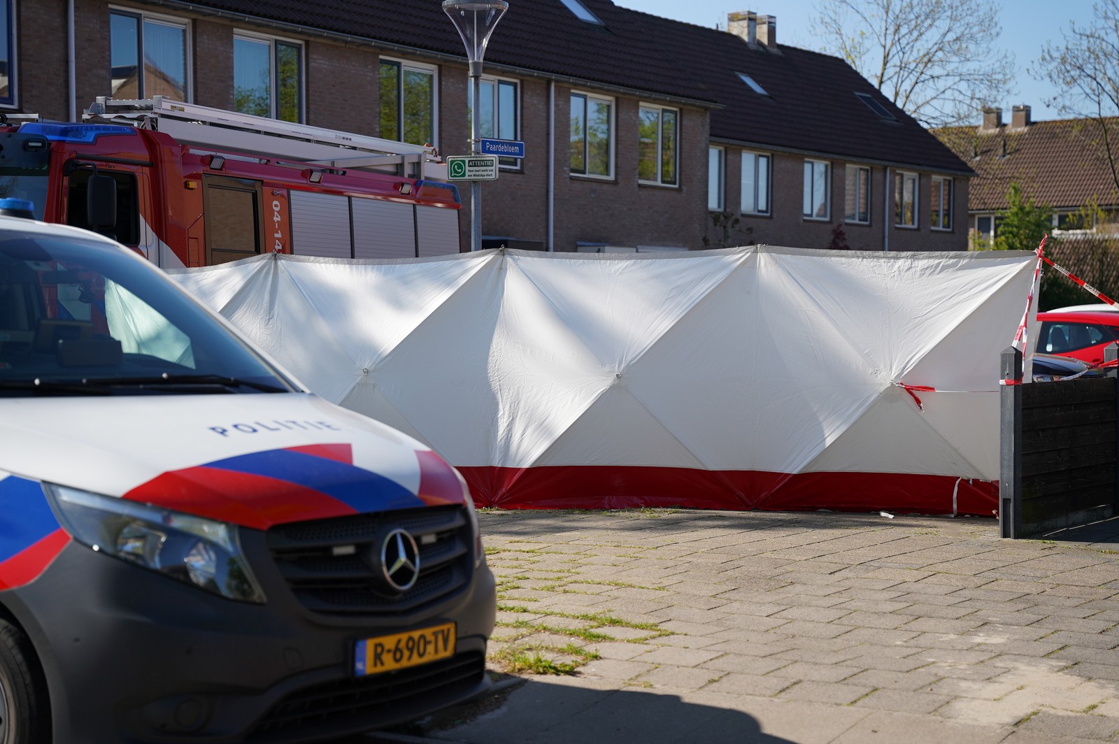 Overleden persoon aangetroffen in een auto aan de Paardebloem