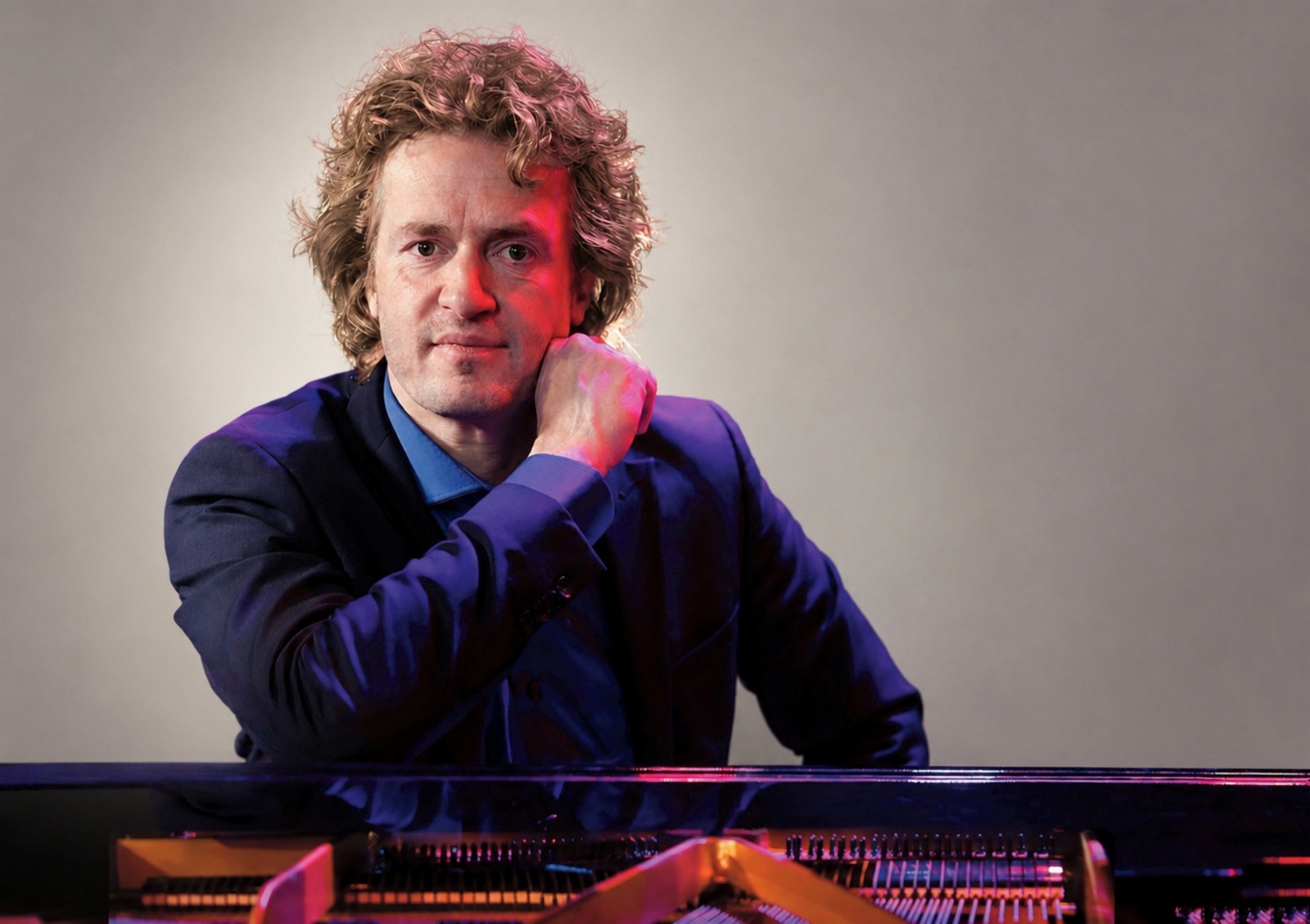 Roon Staal brengt sfeervol Herfstconcert naar Kampen